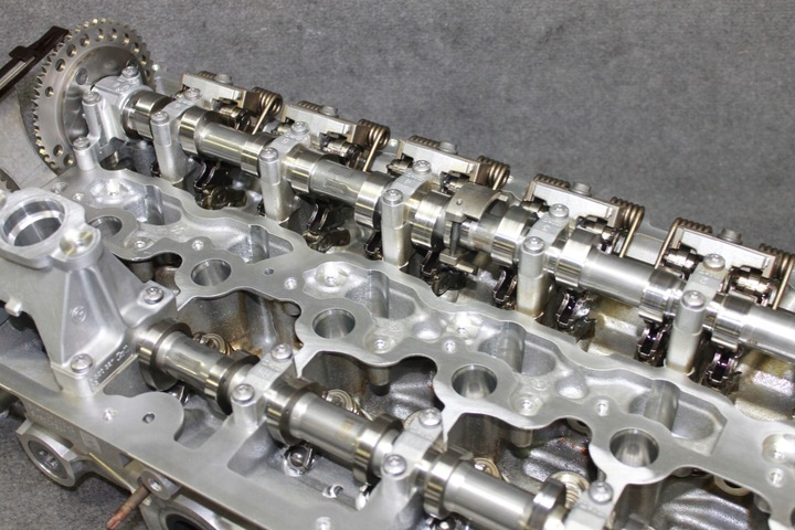 фото №9, Bmw g30 g11 g14 g05 g06 g07 4.0i b58b30c головка комплектна вали - 8632293