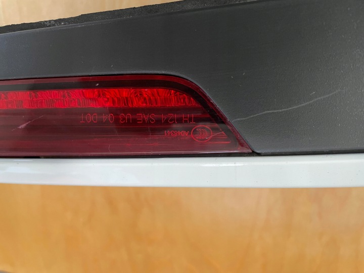 фото №10, Задние света stop спойлер audi q7 2007-2015