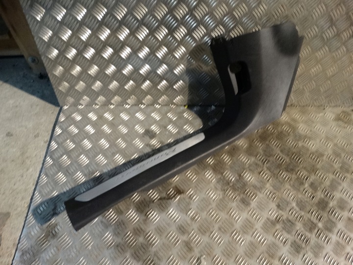 фото №1, Планка накладка порогова ліва panamera 971 1