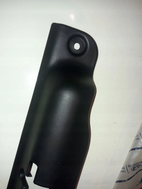 фото №2, Hyundai getz 05-06 заглушка захист замка капота нова oem