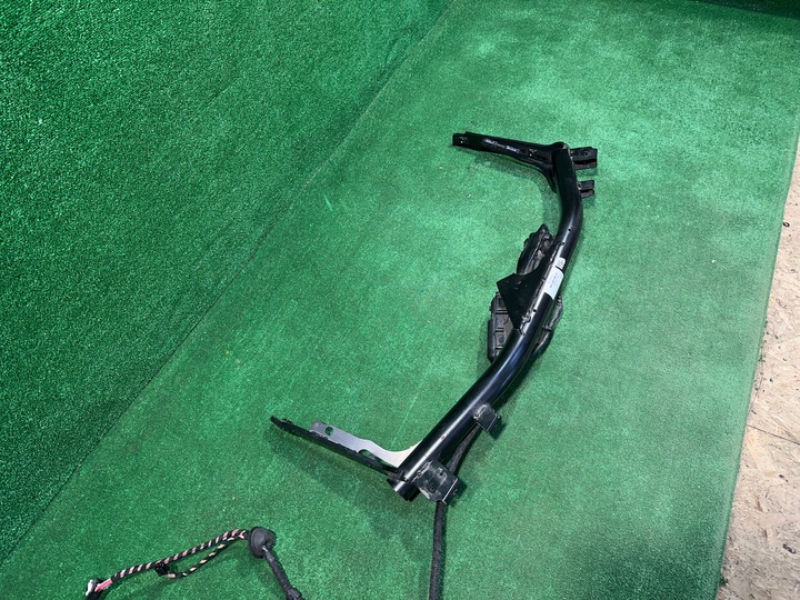 фото №7, Vw golf viii 5h9 универсал hak буксировочный электрический 5h9803881d