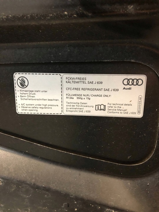 фото №16, Капот крышка двигателя do audi a4 b8 рестайлинг 12-15 w цвете ly9t