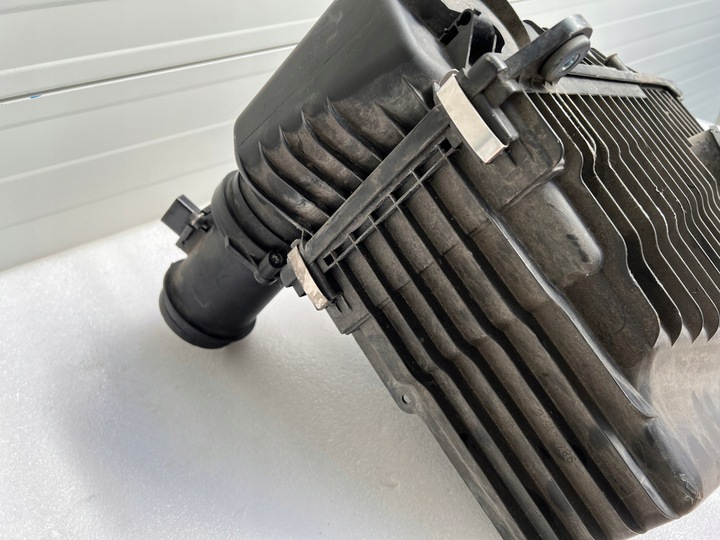 фото №7, Корпус фильтра воздуха vw audi 7l6129601q