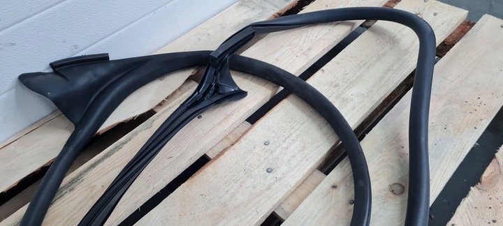 фото №16, Sq8 4m rsq8 q8 прокладка гумова двері ліва лівий перед 24r 4m8831707d