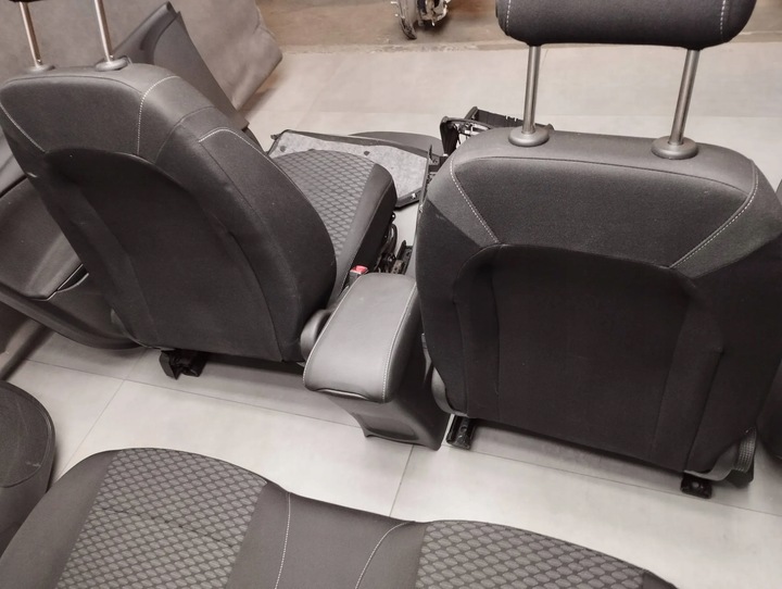 фото №15, Opel astra k универсал сиденья обшивки сиденье