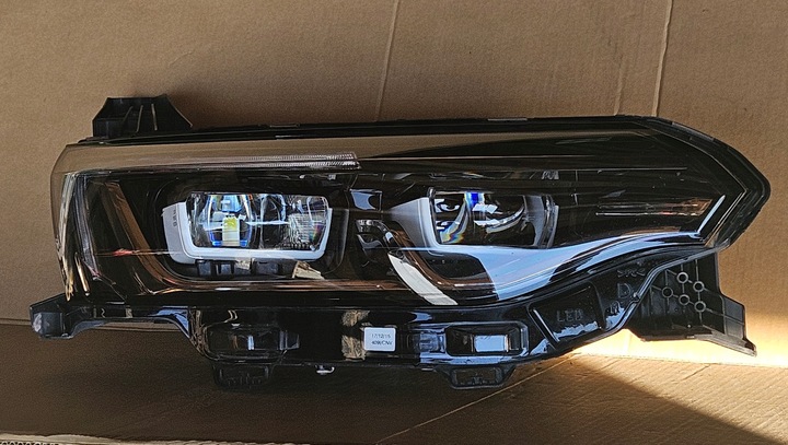 фото №1, Renault talisman 15-19 лампа правая фара правые полный led 260100184r