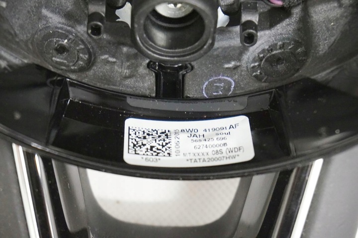 фото №9, Руль audi a4 b9 8w s-line 8w0419091af кожа perforowana