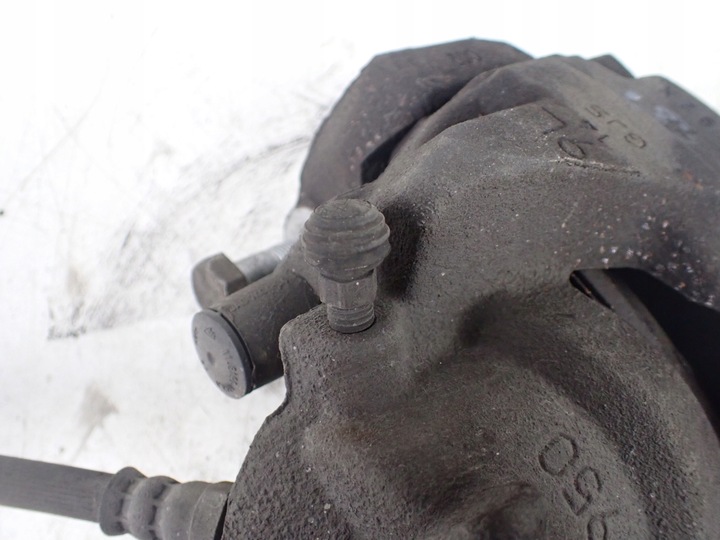 фото №6, Суппорт левый перед dacia duster ii