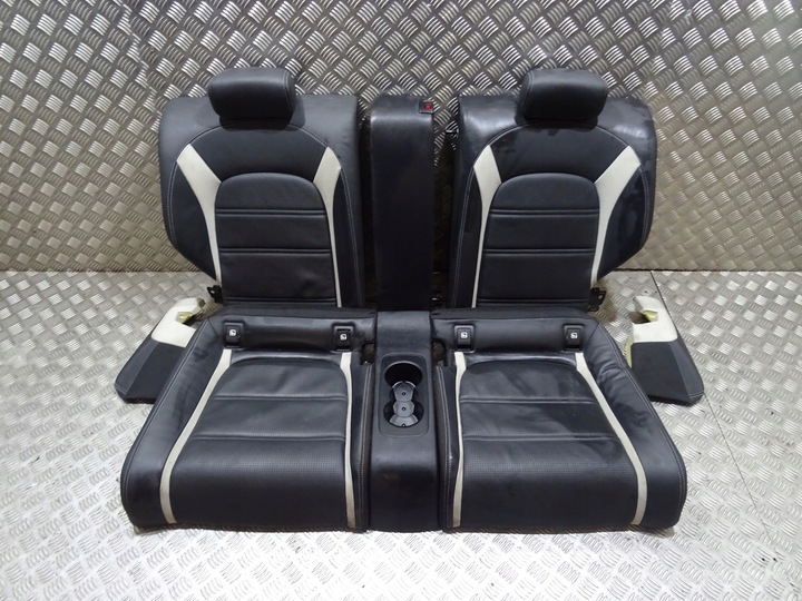 фото №10, Mercedes c клас w205 купе 63s amg сидіння обшивки засіб салон