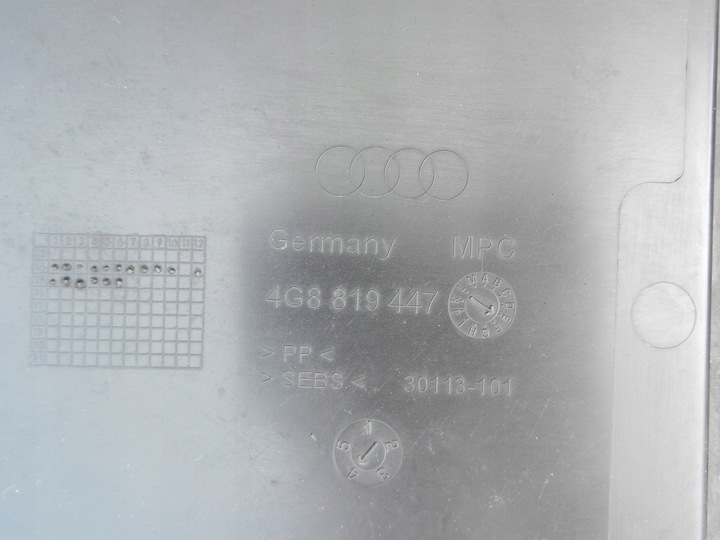 фото №8, Audi a7 c7 s7 rs7 рестайлінг панель під лобовим склом верхній широкі 4g8819447