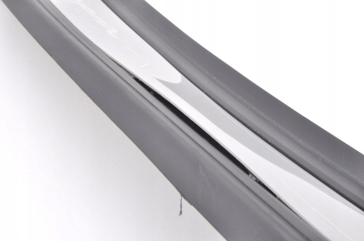 фото №6, Toyota supra mk5 gr накладка порогова права 23r 7429632