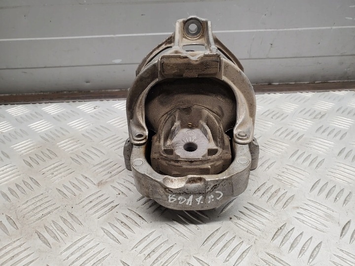 фото №7, Audi q5 sq5 4m0199372fg перед сторона права кронштейни i лапи