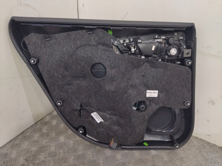 фото №10, 4g8867306 оббивка боковина двері праві зад audi a7