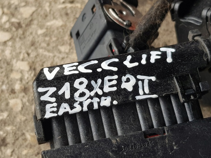 фото №15, Клеммы / жгут двигателя коробки easytronic / opel vectra c 1.8 140km z18xer