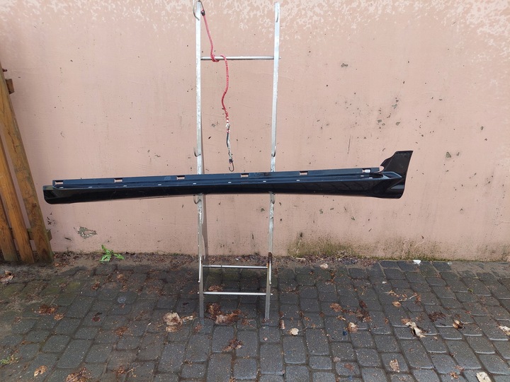 фото №1, Volvo xc60 i рестайлінг 13-17 планка порогова сторона ліва накладка поріг 31370018