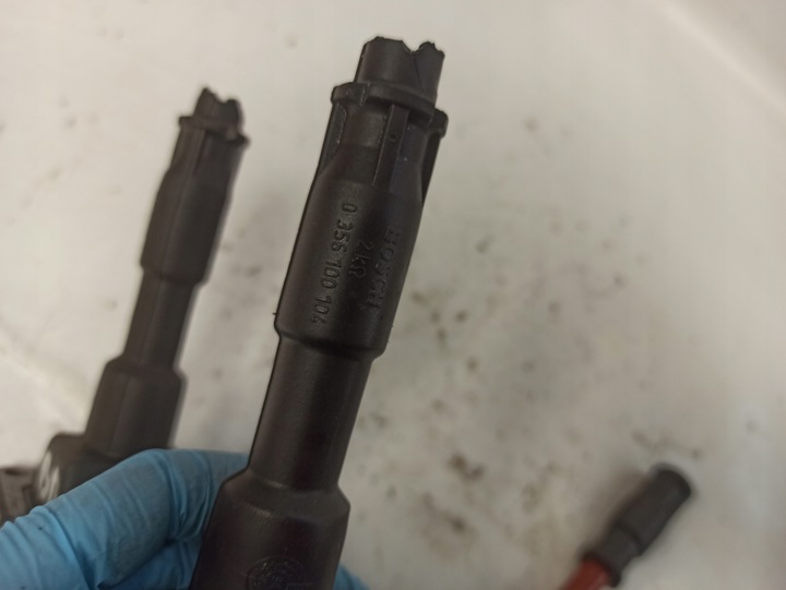 фото №12, Audi a4 b5 катушка зажигания провода 058905447c 0356100104 0589054470