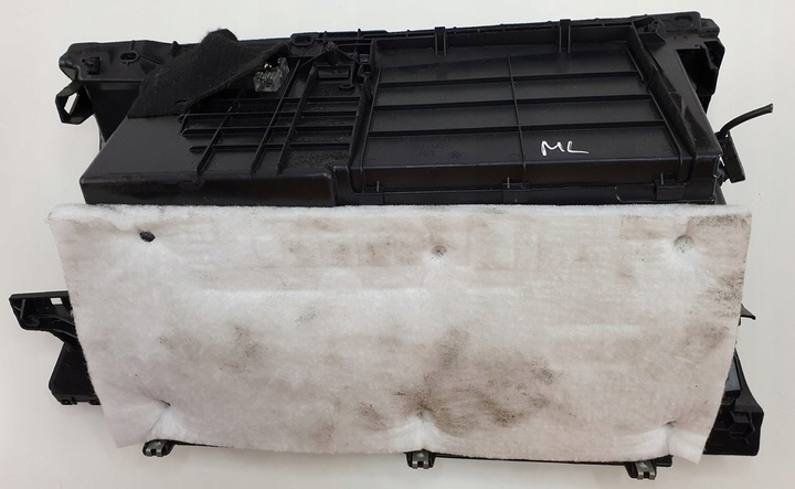 фото №4, Бардачок консоли mercedes w164 ml a1648990139 евро