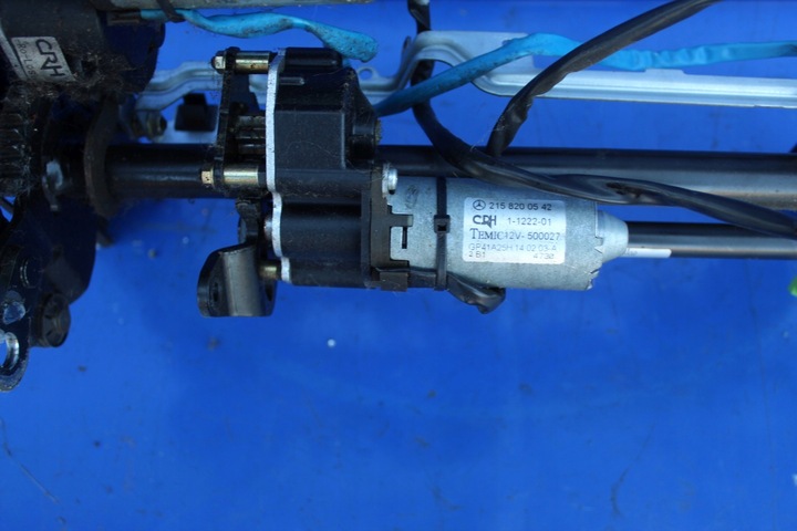 фото №7, Каркас сиденья правого рейка двигатели привод оригинальный номер mercedes sl r230 w230