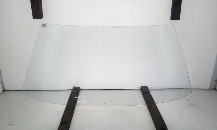 фото №1, Стекло лобовое передняя mazda 626 1979-1982 новая