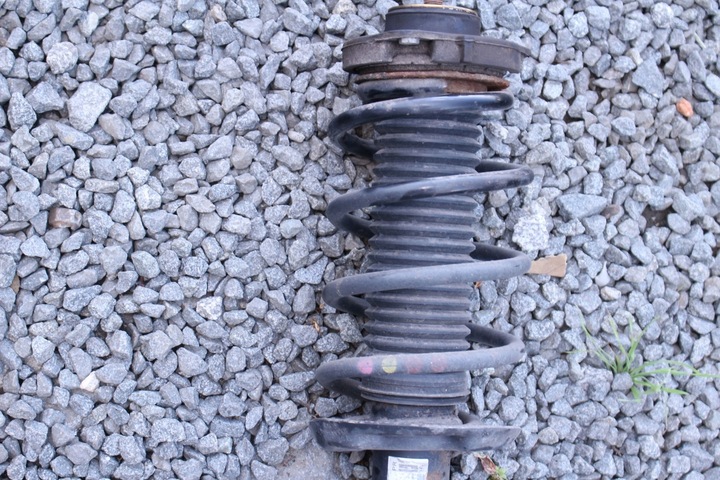 фото №4, Левый амортизатор поворотный кулак перед амортизатор mcpherson  touran ii 2.0 tdi 10-15r.