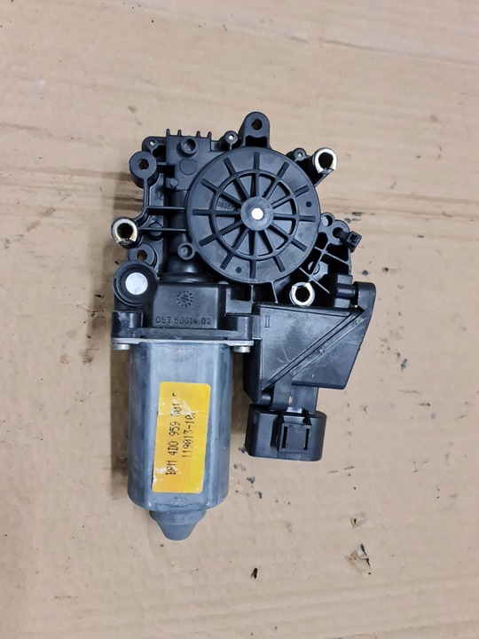 фото №1, Двигунчик скла лівий зад audi a8 d2 4d0959801f