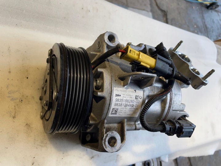 фото №13, Peugeot citroen opel 1.2 thp компрессор кондиционера 9835188280