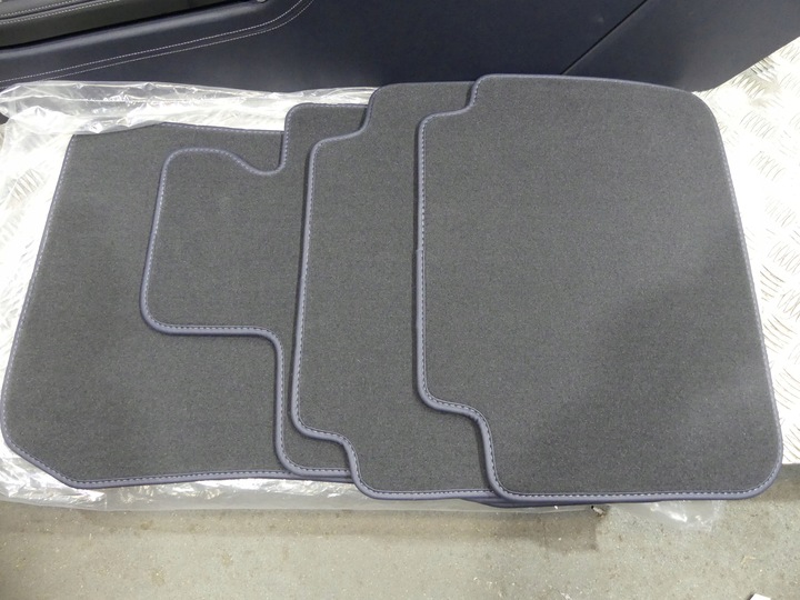 фото №14, Bmw 8 g16 individual оббивка сидіння диван підігрів вентиляція обшивки 20 km