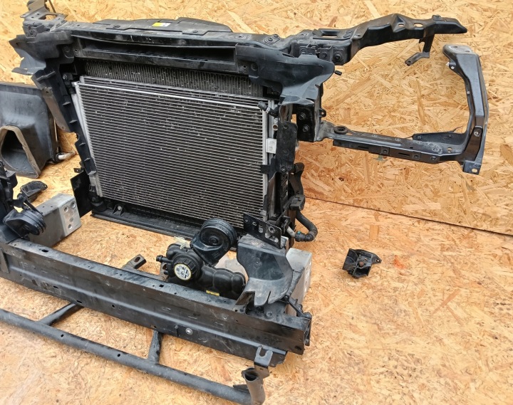 фото №8, Передняя панель балка бампера комплект радиатор range rover velar 3.0d sd6 2020
