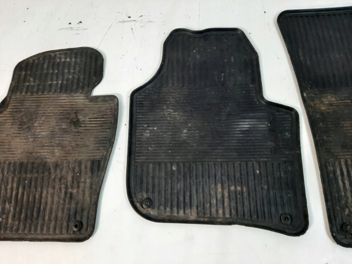 фото №8, Skoda superb ii hb/sedan 10r килимки гумові oem номер 3t1862435 3t1862436