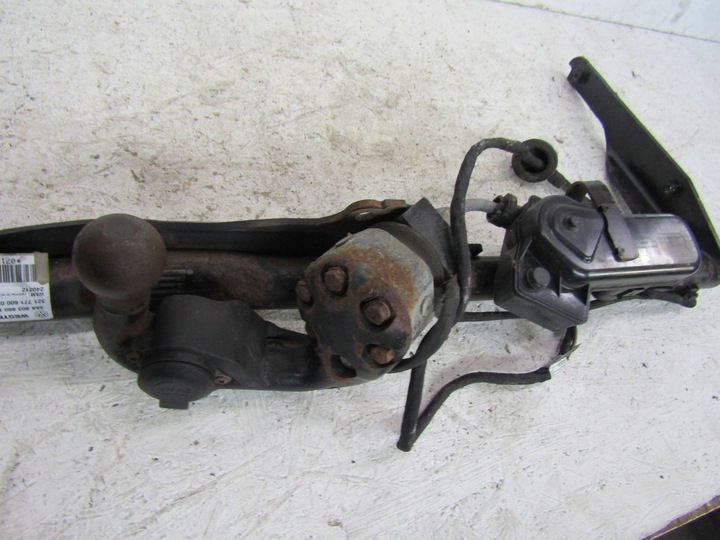 фото №12, Vw passat b7 hak буксировочный 3aa803880e