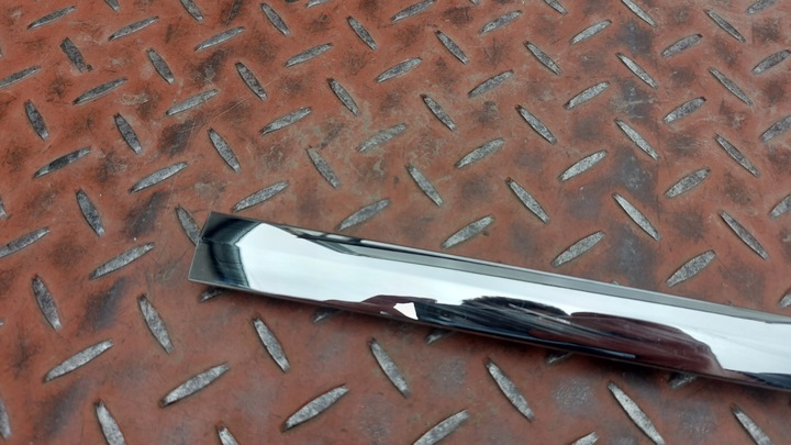 фото №4, Планка хром бампера лівий зад audi a8 d5 17-