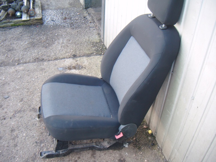 фото №6, Fiat doblo 2 ii 10- сидіння праві перед пасажира