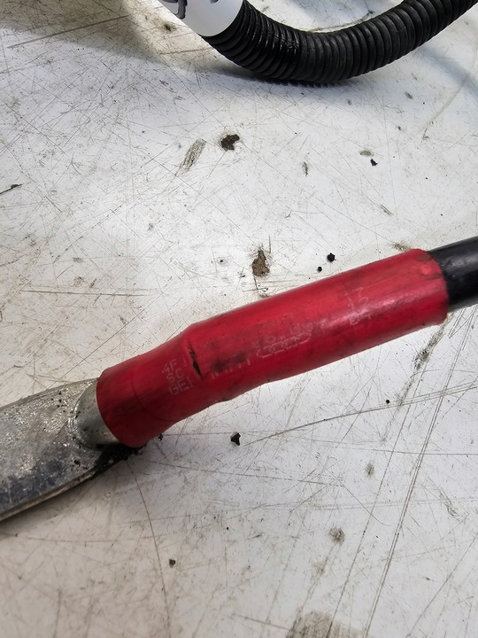 фото №5, Шланг кабель генератора стартер audi a6 c6 2.0 tdi tfsi 4f1971349f