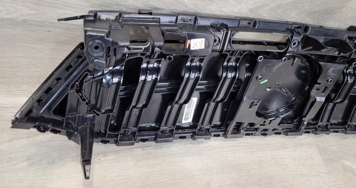 фото №8, Решётка радиатора решётка радиатор mercedes eqa a243 a2438880600