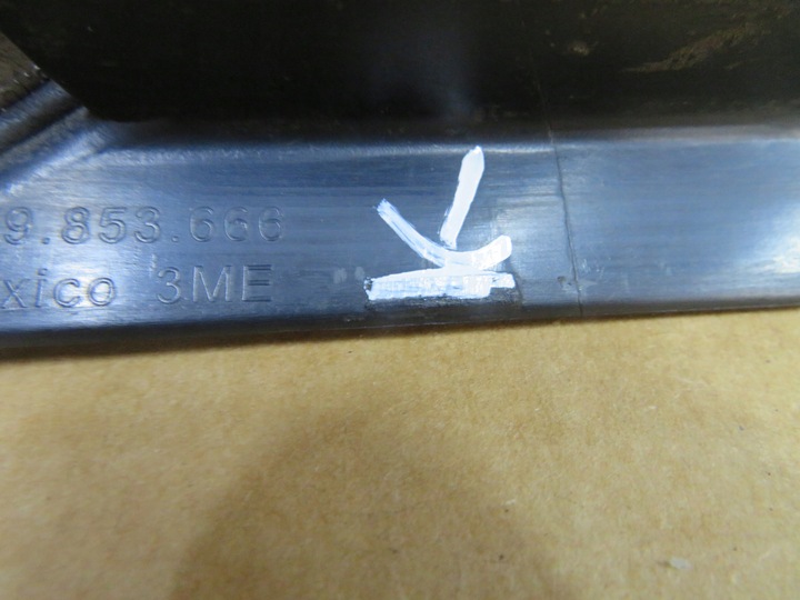 фото №13, Решітка бампера заглушка рамка галоген права vw golf vi 1k9853666