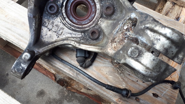 фото №8, S3 8p a3 поворотна опора права праві перед 2.0 tfsi