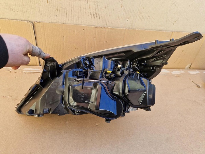 фото №9, Лампа ксенон праві перед європа opel signum vectra рестайлінг c 2.2