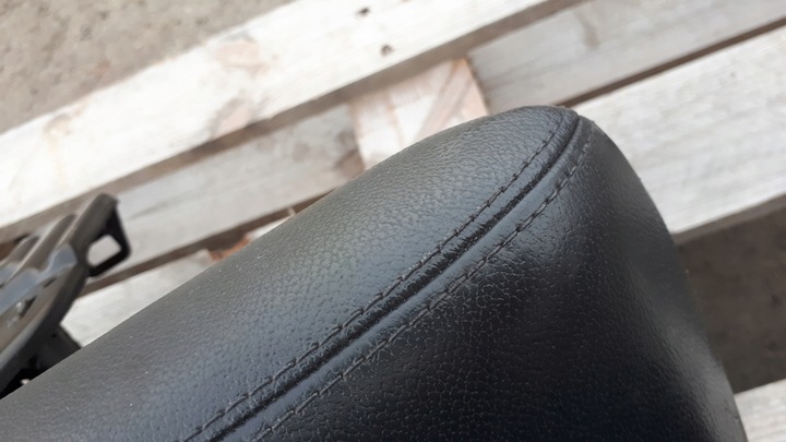 фото №11, A4 b8 s4 рестайлінг підлокітник перед шкіра чорна