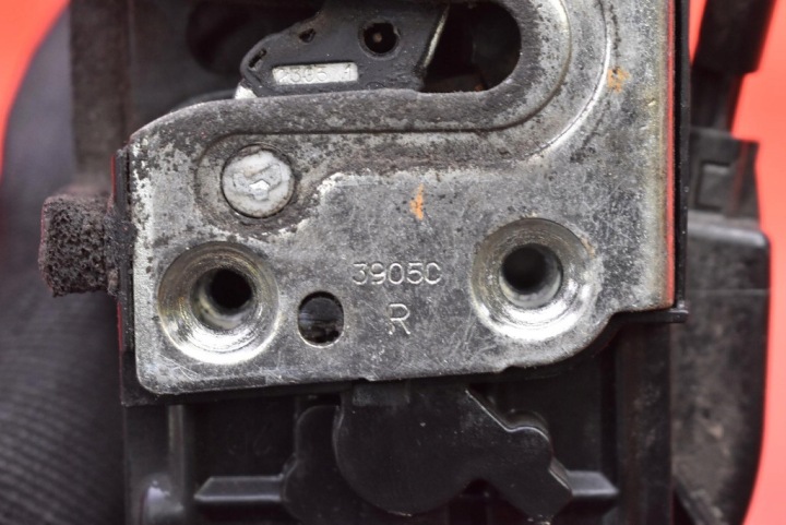 фото №8, Замок двері праві перед передній eu 300125-c renault clio 3 iii 5d hb 05-09