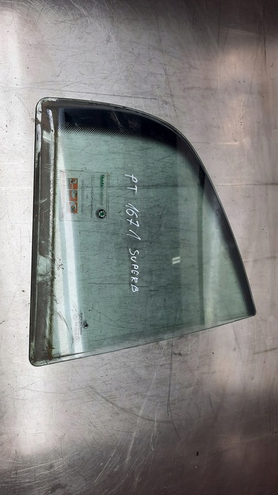 фото №1, Скло двері праві зад малий skoda superb i 05r 1.9 tdi sedan