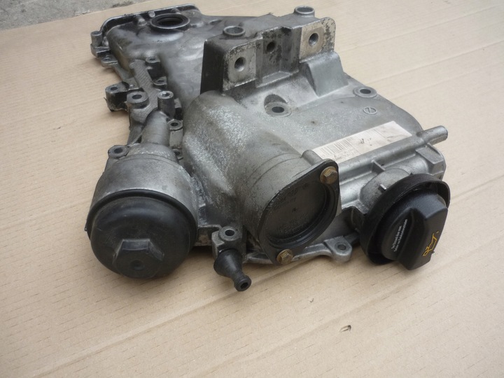 фото №8, Корпус розподільний вал vw golf v 1.4 fsi bln bkg 03c109211e справна