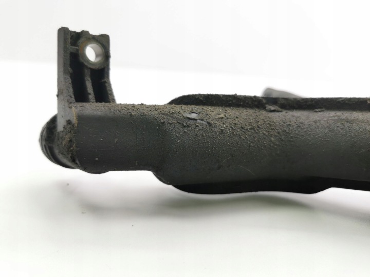 фото №8, Ford s-max 2008 заливная горловина масла 9654733980