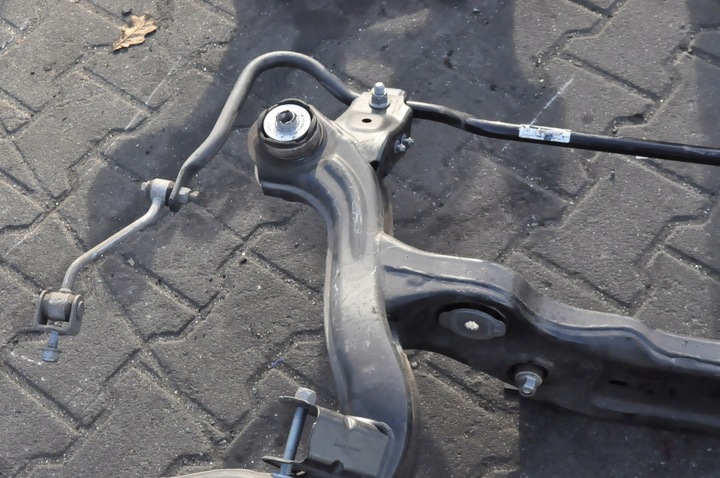 фото №6, Mercedes eqb 300 x243 балка підрамник підвішування зад 2433505501 7tys k