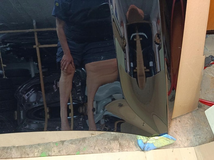 фото №8, Volvo xc60 ii 17- капот код цвета 019 чёрный камень оригинал только монтаж