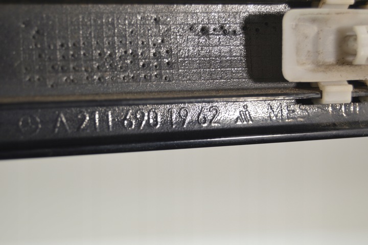 фото №13, Планка дверь левый перед c197 mercedes e класс w211 avantgarde 2116901962