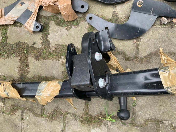 фото №6, Hak буксирувальний renault megane iv універсал 1.6 e-tech гібрид