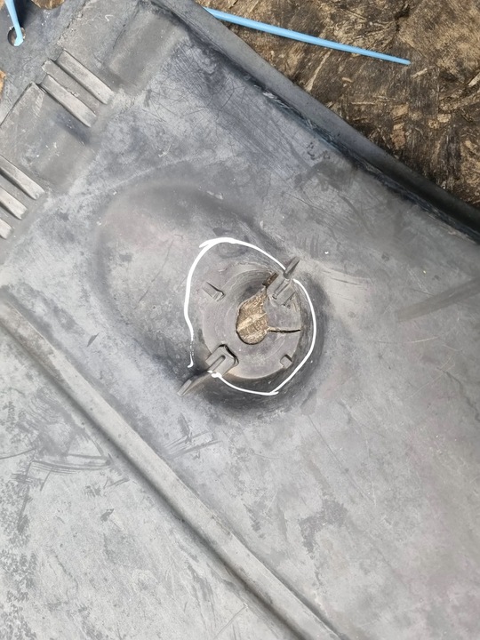 фото №6, Захист плита шасі ліва 5q0825201l audi a3 8v vw golf vii ateca t-roc