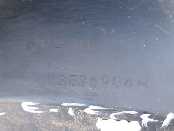 фото №13, Renaut megane iv 4 e-tech бампер перед переднє решітка радіатора заглушка