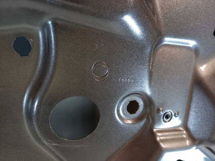 фото №3, Audi q5 8ro дверь задние левая зад планка