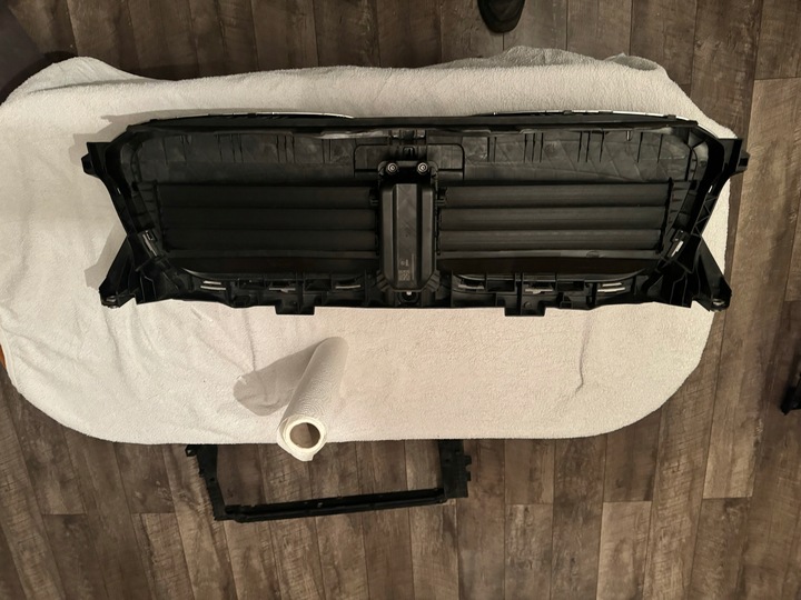 фото №7, Bmw ix3 g08 жалюзі ролета кермо повітря решітка радіатора оригінал